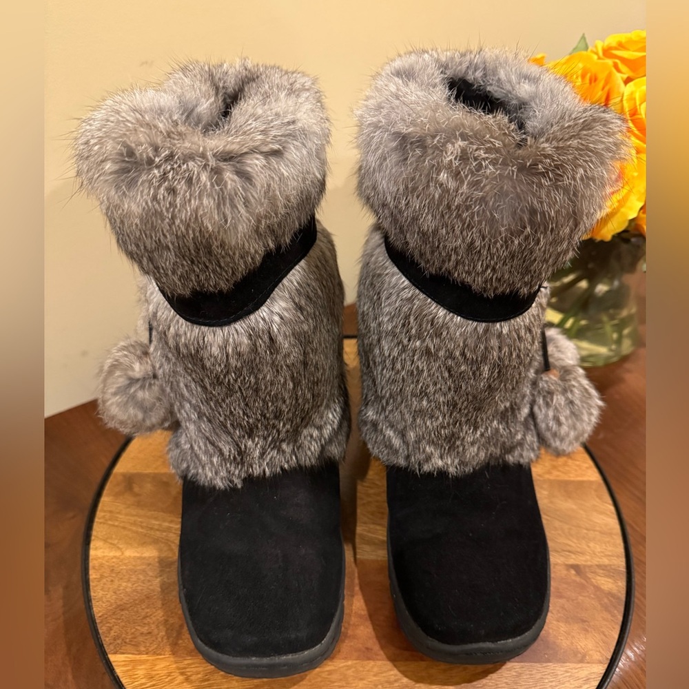 BEARPAW Tama Winter Boots Black Grey Rabbit Fur Suede Snow PomPom - Picture 11 of 11